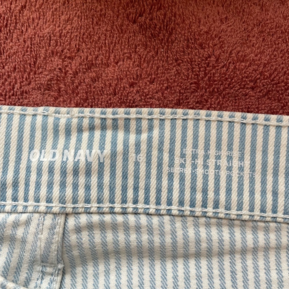 Old Navy Blue and White Striped Pants - Picture 3 of 5